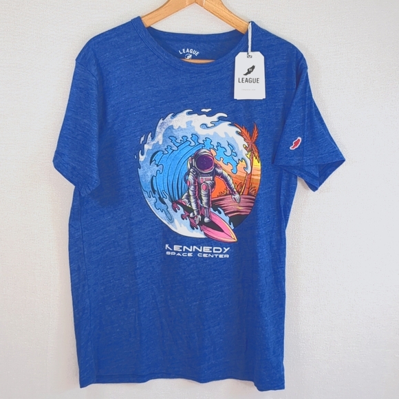 NWT Kennedy Space Center Men's Graphic Short Sleeve TShirt Blue Surf Logo Size M - Picture 1 of 11